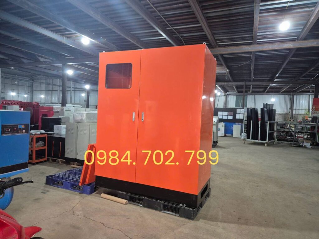 Tủ đựng thiết bị điện 2300x1800x600x2 mm