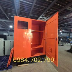 Tủ đựng thiết bị điện 2300x1800x600x2 mm
